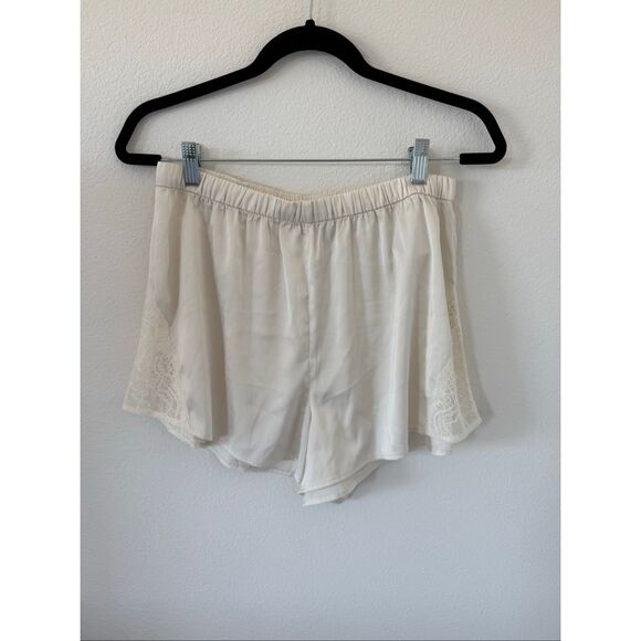 EUC Abercrombie Cream Satin Pajamas 3-piece matching set, size: M - Picture 6 of 9